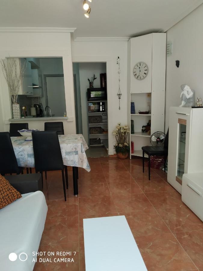 Duplex Calas Blancas Torrevieja Exteriér fotografie