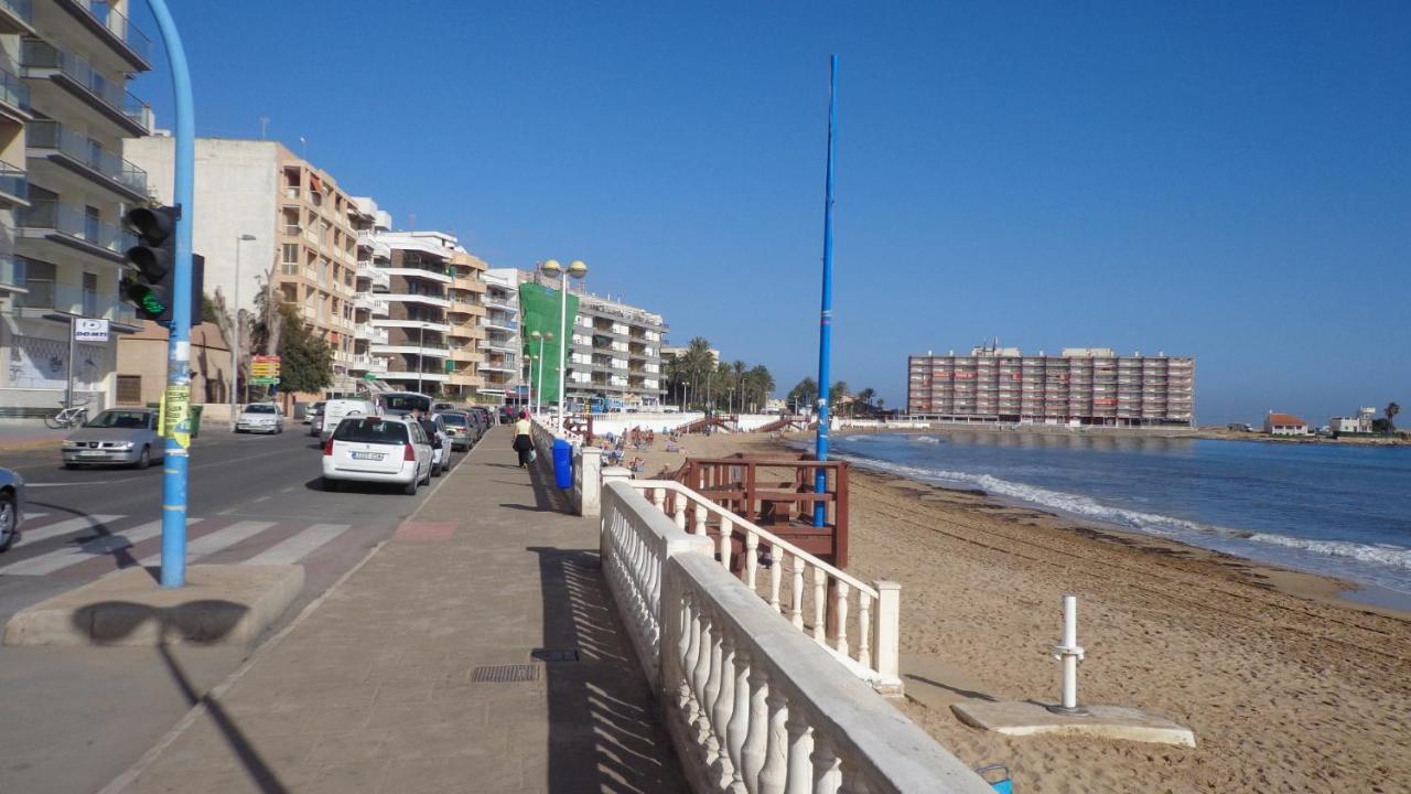 Duplex Calas Blancas Torrevieja Exteriér fotografie